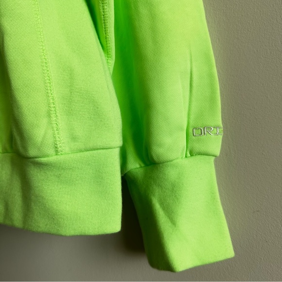 Nike Standard Issue Men's Basketball Pullover Hoodie - Picture 6 of 11